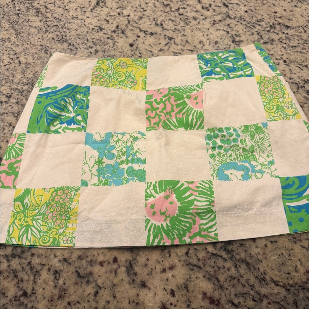Lilly Pulitzer Floral Print Skort in Green and Blue - Picture 5 of 7
